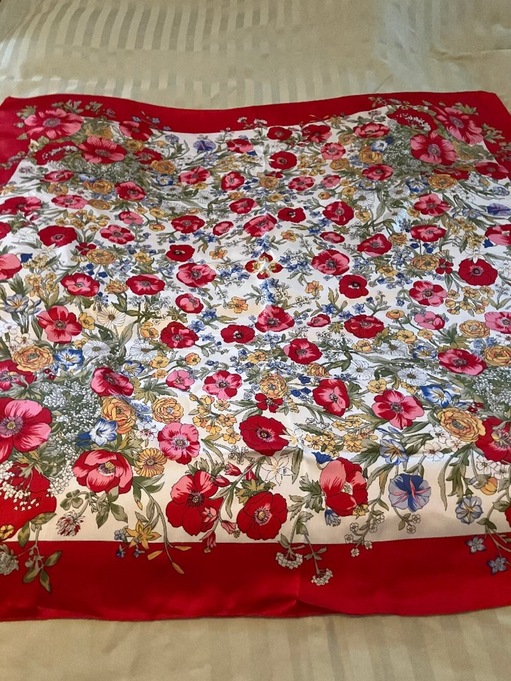 TIDI Bright Red Floral Silk Square Scarf/Wrap Handrolle 42x42"